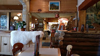Atmosphère du Restaurant français Restaurant du Col du Granier à Apremont - n°13