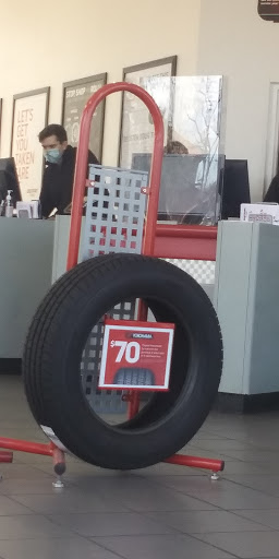 Tire Shop «Discount Tire Store - Tomball, TX», reviews and photos, 14239 Farm to Market 2920, Tomball, TX 77377, USA