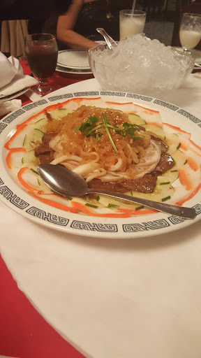 Shopping Mall «Walnut Hill Shopping Center», reviews and photos, 16529 S Frederick Ave, Gaithersburg, MD 20877, USA