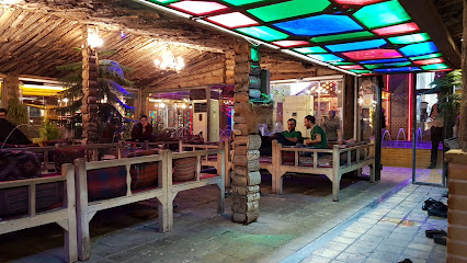 Arg Salarieh Restaurant - Qom Province, Qom، قم-بلوار امین - جنب سه راهی سالاریه, Saheli St, JR9W+J8F, Iran