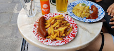 Currywurst du Restaurant allemand Wunderbär à Paris - n°7