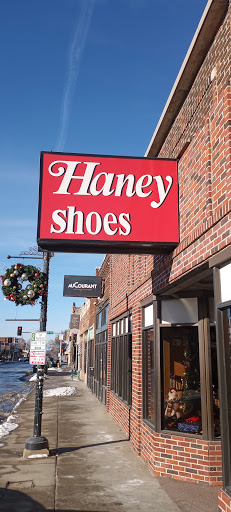 Shoe Store «Haney Shoes», reviews and photos, 6060 Maple St, Omaha, NE 68104, USA