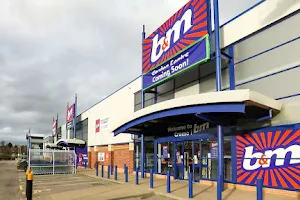 B&M Store with Garden Centre image