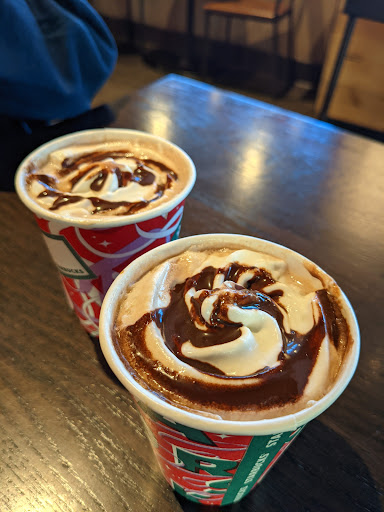 Coffee Shop «Starbucks», reviews and photos, 326 5th St, Eureka, CA 95501, USA