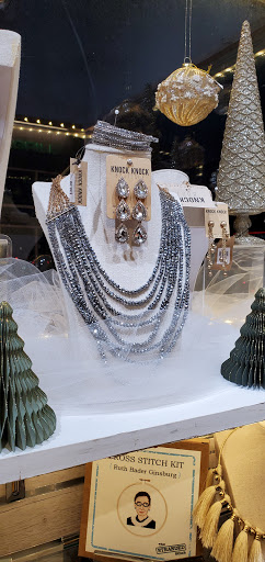 Jewelry Store «Knock Knock Boutique», reviews and photos, 110 W Chocolate Ave, Hershey, PA 17033, USA