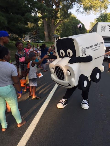 Moving and Storage Service «Two Men and a Truck», reviews and photos, 550 1st St SW, New Brighton, MN 55112, USA