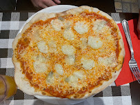 Pizza du Pizzeria LA LANTERNA à Lons-le-Saunier - n°13