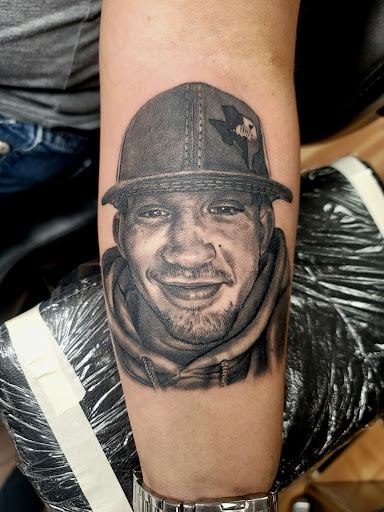 Explore overthinking tattoo ideas, creative tattoo ideas in Wooster, available at Studio Vitruvius Tattoo