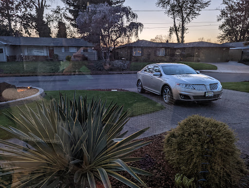 Used Car Dealer «Blizzard Motors», reviews and photos, 1604 E Burnside St, Portland, OR 97214, USA