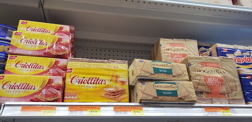 Grocery Store «Bay Supermarket», reviews and photos, 907 Normandy Dr, Miami Beach, FL 33141, USA