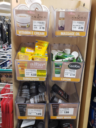 Grocery Store «Fred Meyer», reviews and photos, 325 5th St, Brookings, OR 97415, USA