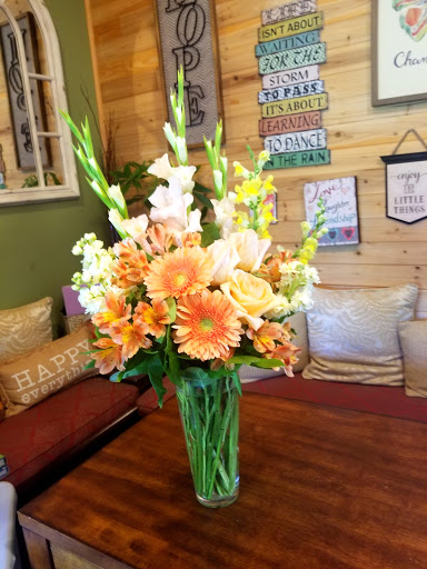 Florist «Mums the Word-A Florist», reviews and photos, 1175 N Berkeley Ave, Fullerton, CA 92832, USA