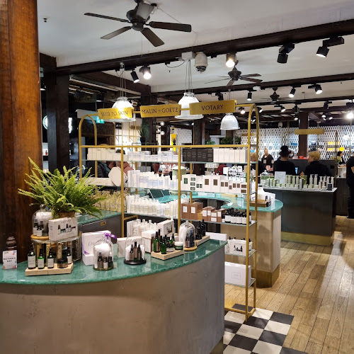 Comments and reviews of Liberty London