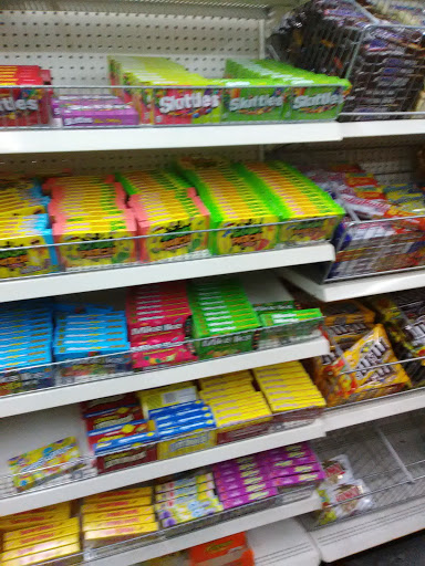 Dollar Store «Dollar Tree», reviews and photos, 7230 Fairlane Village Mall, Pottsville, PA 17901, USA