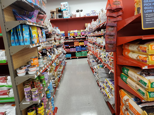 Pet Supply Store «Petco Animal Supplies», reviews and photos, 8909 Branch Ave d, Clinton, MD 20735, USA