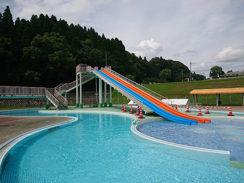 日置市伊集院総合運動公園プール