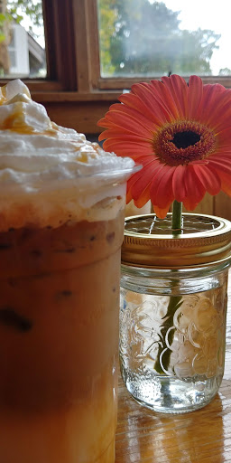 Cafe «Daily Grind Coffee House», reviews and photos, 114 S Van Buren St, Nashville, IN 47448, USA