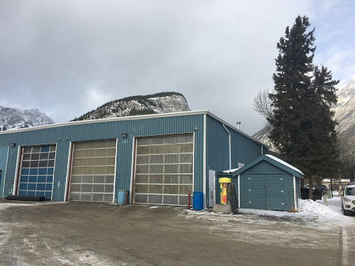 Banff Car Wash, 101 Eagle Crescent, Banff, AB T1L 1B7, Canada, 