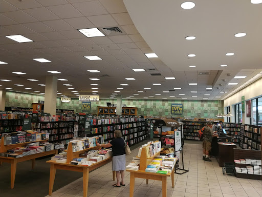Book Store «Barnes & Noble», reviews and photos, 451 E Altamonte Dr, Altamonte Springs, FL 32701, USA