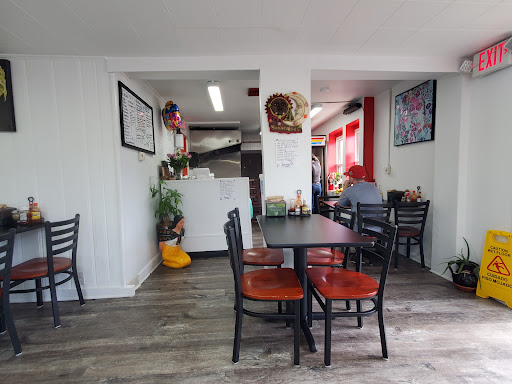 Liquor Store «Silview Liquor Store», reviews and photos, 805 W Newport Pike, Wilmington, DE 19804, USA