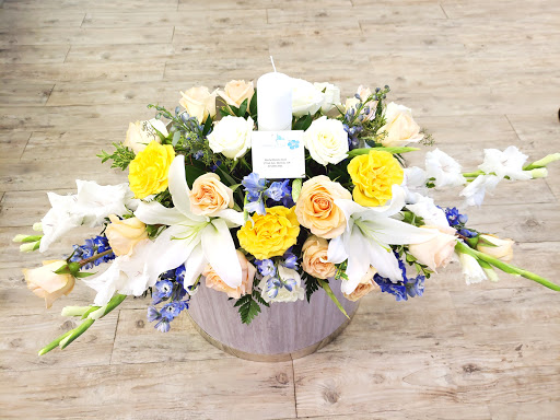 Florist «Blissful Blooms Floral», reviews and photos, 17 East Ave, Monroe, OH 45050, USA