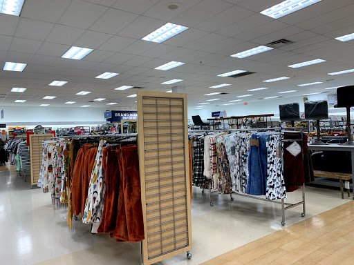 Department Store «Marshalls», reviews and photos, 15022 Summit Ave, Fontana, CA 92336, USA