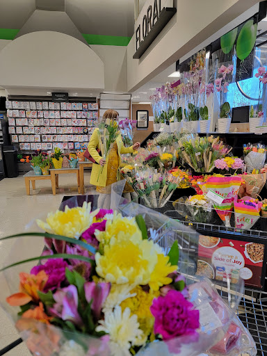 Supermarket «Publix Super Market at Bellevue Center», reviews and photos, 7604 US-70S, Nashville, TN 37221, USA