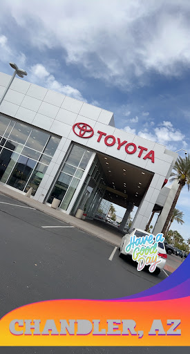 Toyota Dealer «Big Two Toyota of Chandler», reviews and photos, 1250 S Gilbert Rd, Chandler, AZ 85286, USA