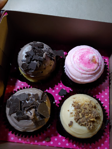 Ice Cream Shop «Smallcakes oldsmar», reviews and photos, 3705 Tampa Rd #4, Oldsmar, FL 34677, USA