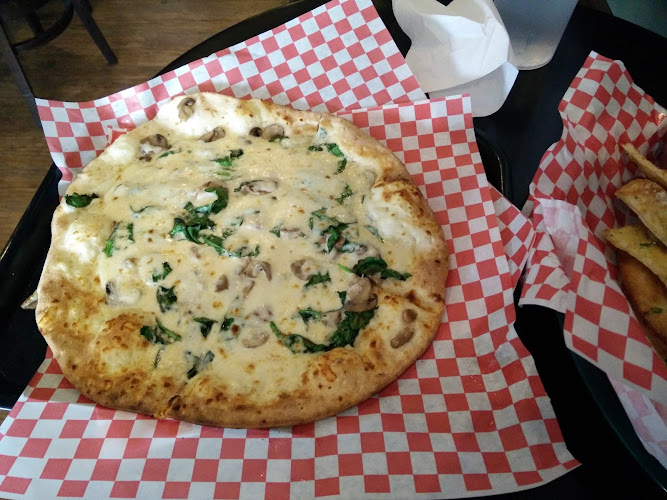 #1 best pizza place in Vernon Hills - The Calzone & Macaroni Co