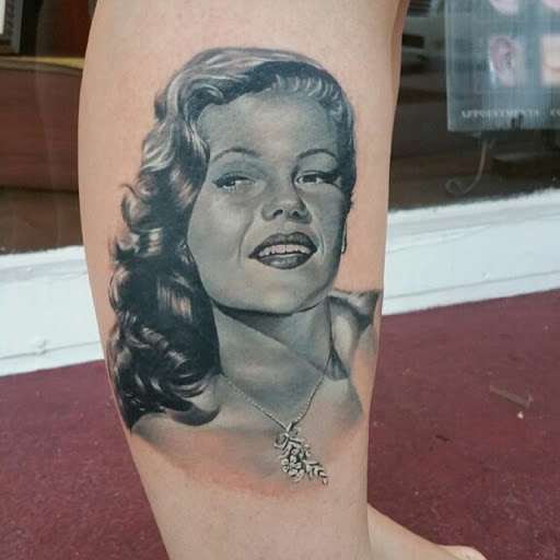 Tattoo Shop «Miami Tattoo Co.», reviews and photos, 1218 Washington Ave, Miami Beach, FL 33139, USA