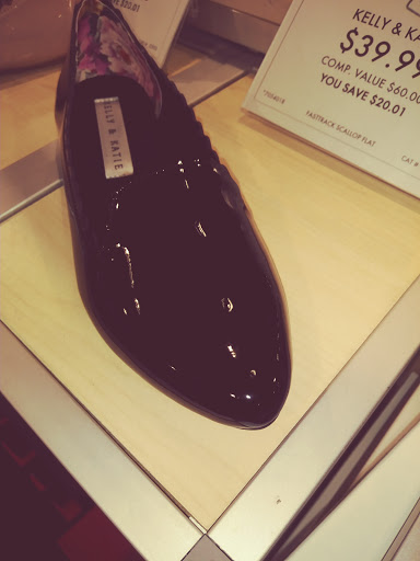 Shoe Store «DSW Designer Shoe Warehouse», reviews and photos, 3638 Welsh Rd, Willow Grove, PA 19090, USA