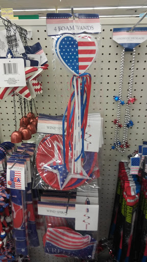 Dollar Store «Dollar Tree», reviews and photos, 1230 VFW Pkwy, West Roxbury, MA 02132, USA