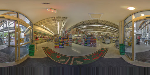 Grocery Store «Town & Country Foods», reviews and photos, 219 N 19th Ave, Bozeman, MT 59718, USA