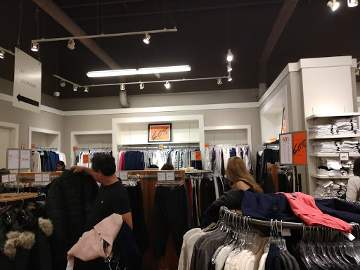 Clothing Store «Banana Republic», reviews and photos, 8200 Vineland Ave, Orlando, FL 32821, USA
