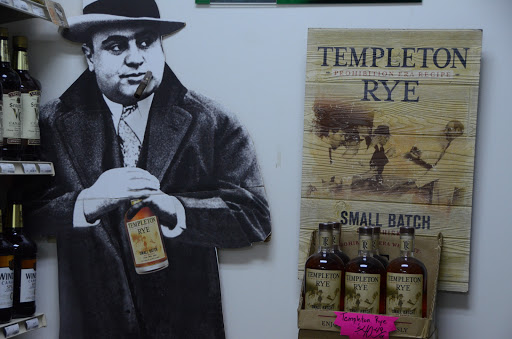 Liquor Store «B & L Liquor Store», reviews and photos, 1369 Main St, Houlton, WI 54082, USA