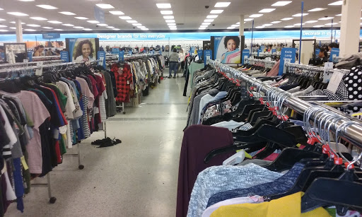 Clothing Store «Ross Dress for Less», reviews and photos, 6317 Pats Ranch Rd, Mira Loma, CA 91752, USA