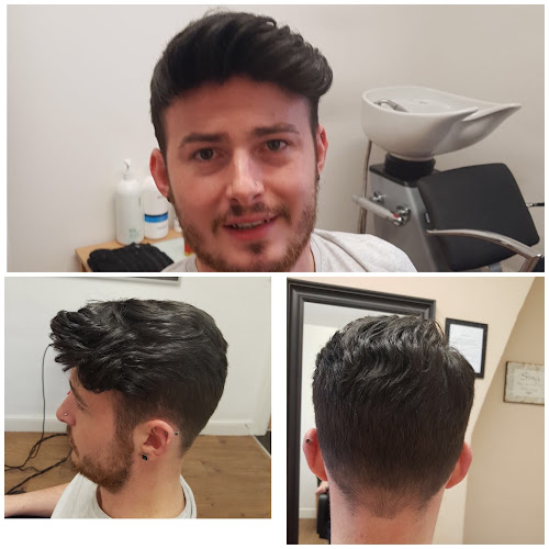 Comments and reviews of Hair Loss Clinic - Preston