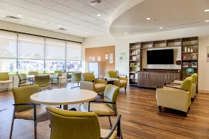 Oak Street Health Metairie Primary Care Clinic image