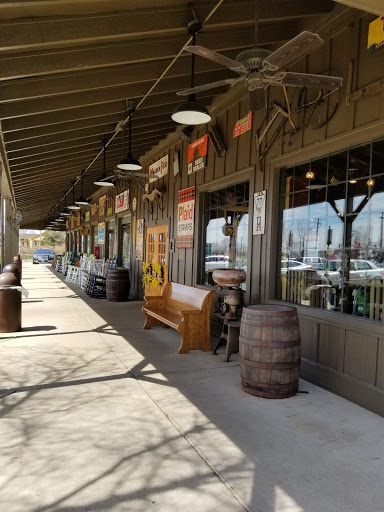 American Restaurant «Cracker Barrel Old Country Store», reviews and photos, 1511 Riverboat Center Dr, Joliet, IL 60431, USA