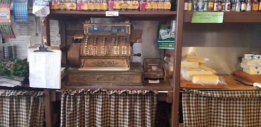 Grocery Store «Granville Country Store», reviews and photos, 11 Granby Rd, Granville, MA 01034, USA