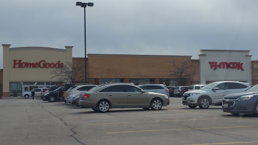 Department Store «T.J. Maxx & HomeGoods», reviews and photos, 715 E Dundee Rd, Palatine, IL 60074, USA
