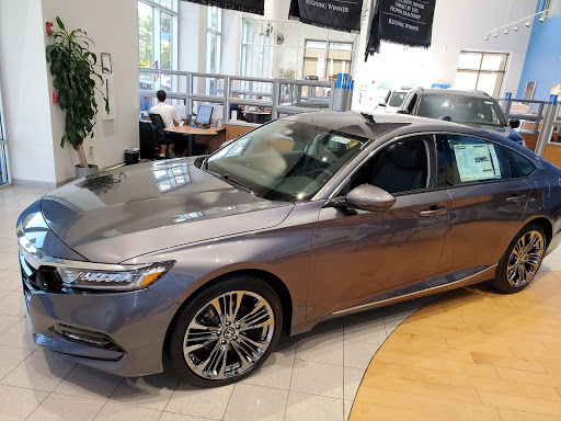 Honda Dealer «Honda of Covington», reviews and photos, 100 Holiday Square Blvd, Covington, LA 70433, USA