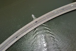 Ponte da Barragem image