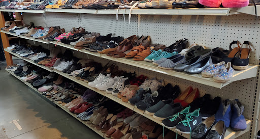 Thrift Store «St. Vincent de Paul», reviews and photos, 575 Rainier Ave N, Renton, WA 98057, USA