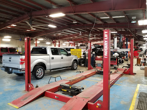 Car Dealer «Sabine River Ford», reviews and photos, 1601 Green Ave, Orange, TX 77630, USA