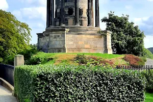 Burns Monument image
