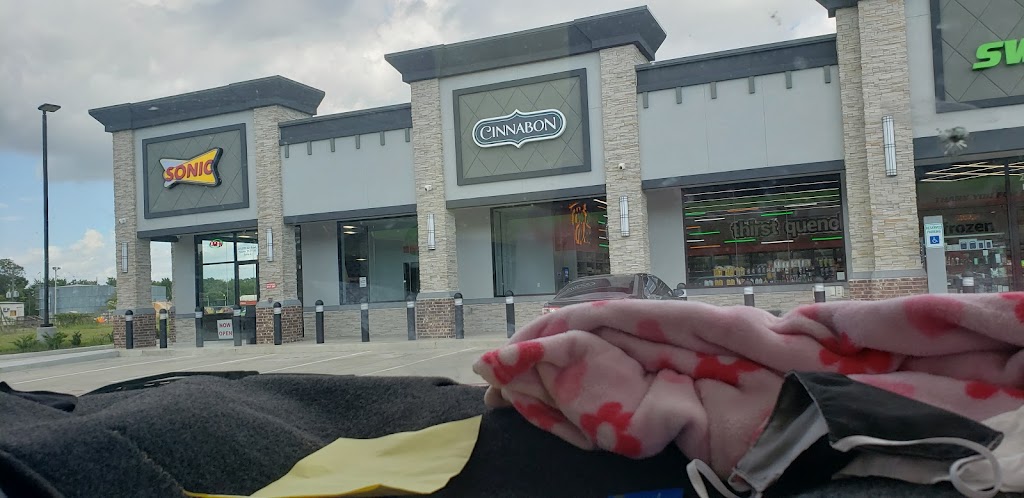 Sonic Drive-In 77545