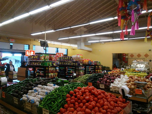 Supermarket «Santa Fe Mercados Inc», reviews and photos, 870 S White Rd, San Jose, CA 95127, USA
