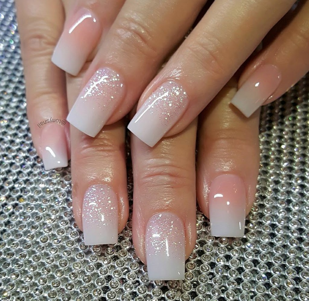California Nails & Spa 71730